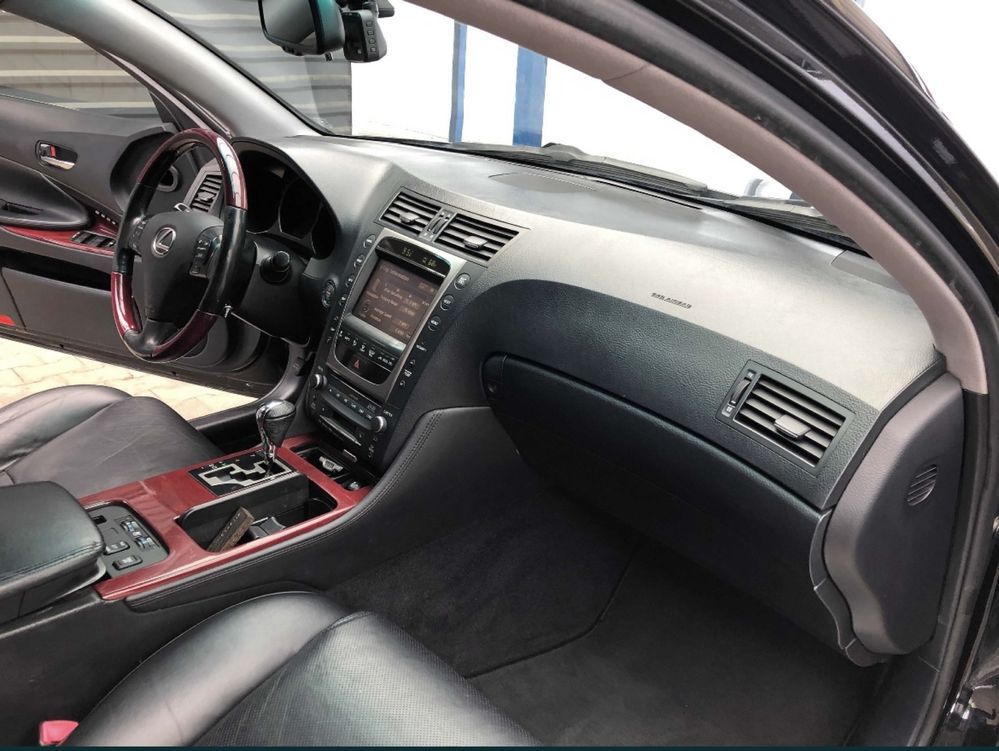 ładne autko Lexus gs300