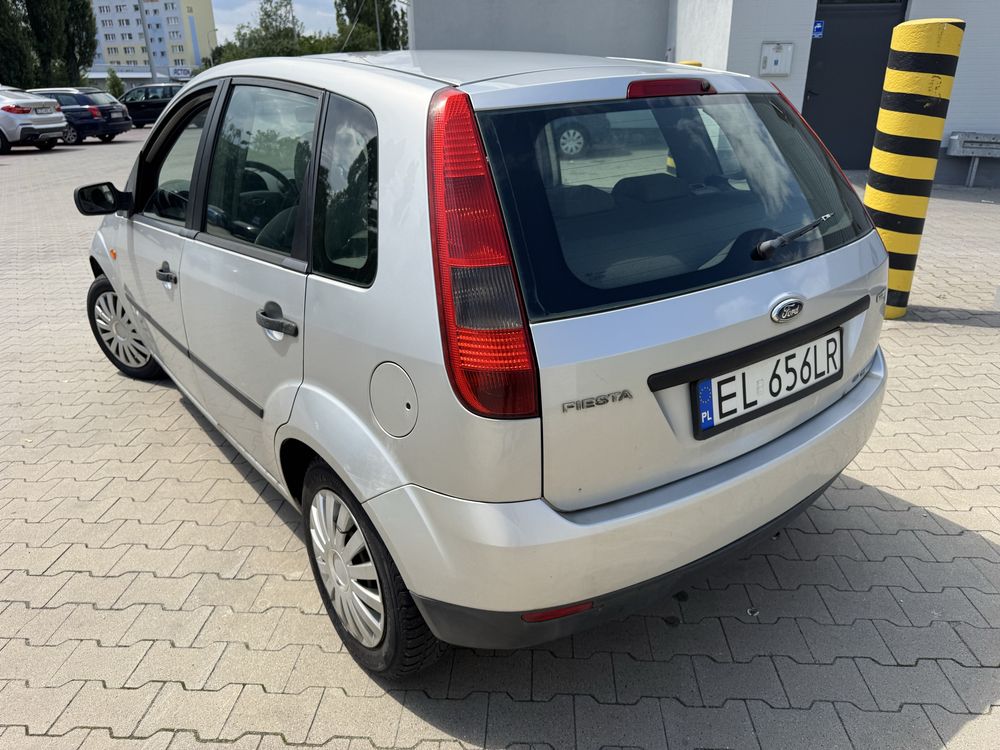 Ford Fiesta 1.4 Tdci Niskie spalanie 2004 rok