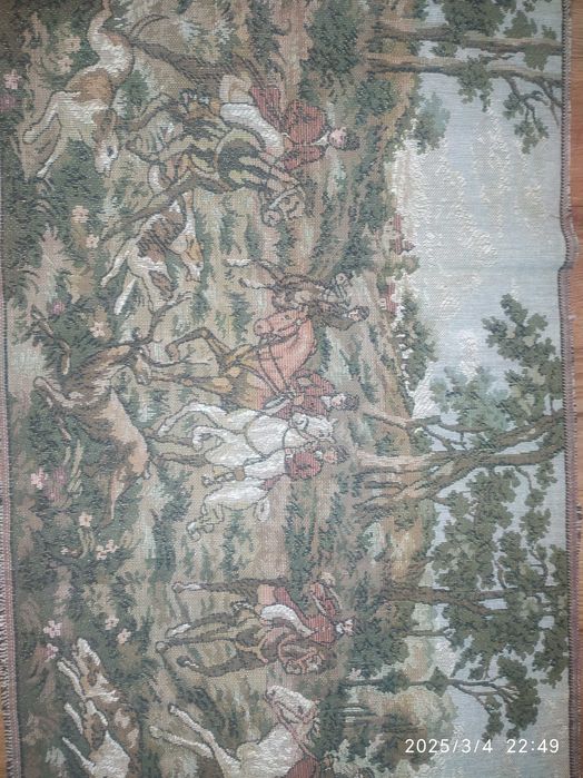 Дві картини з гобелену "Полювання" і "Дівчина з овечкою"