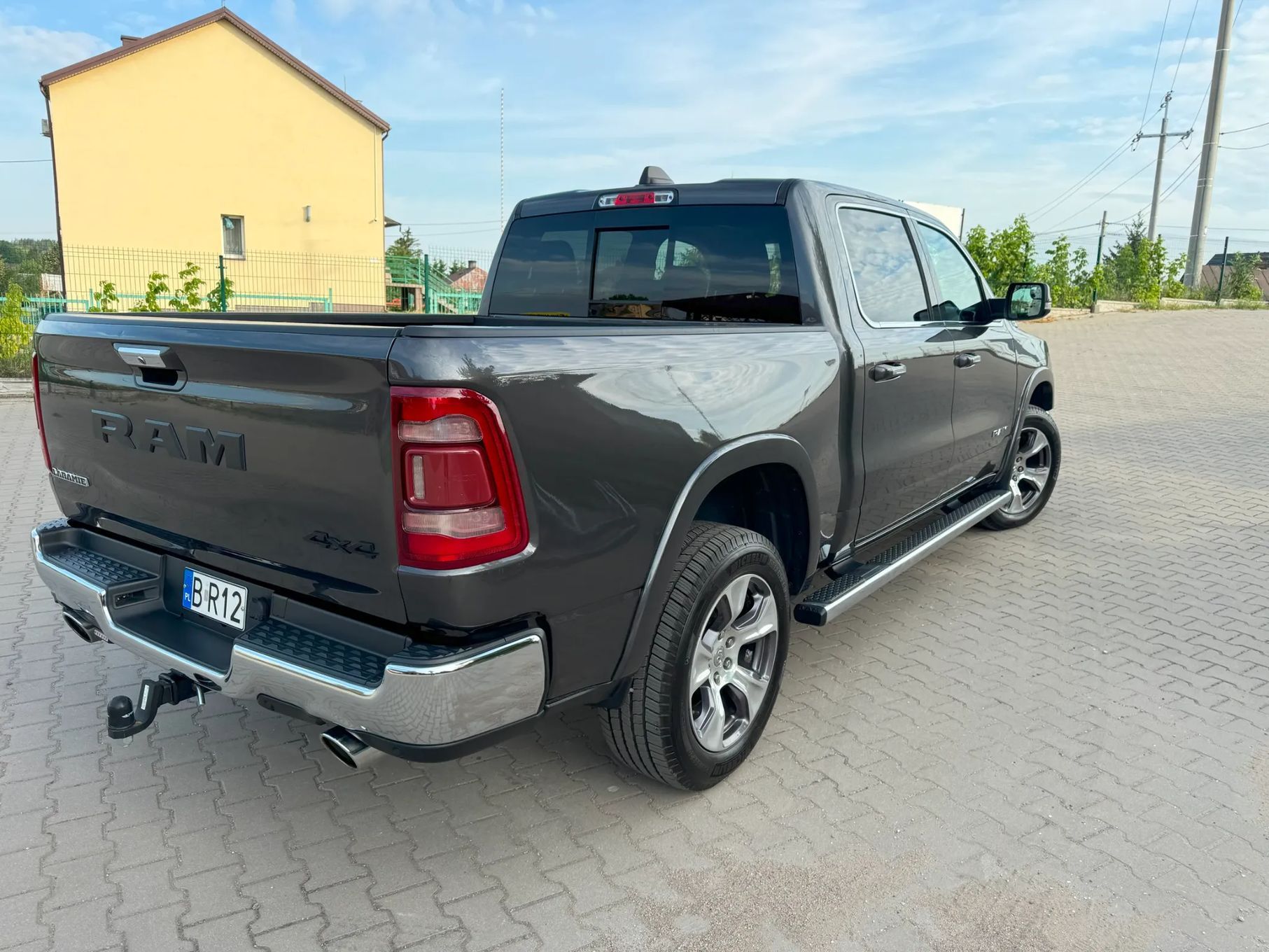 RAM 1500 Dodge Ram 5.7 Hemi 401KM Laramie 4x4 Panorama