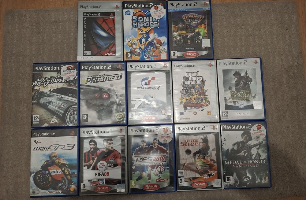 Vendo esta playstatoin 2 com a fita partida
