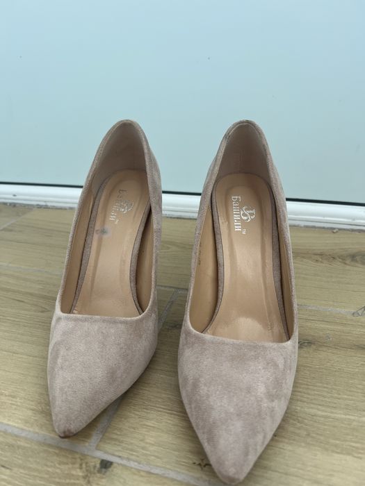 Туфлі жіночі 39 розмір .Нові