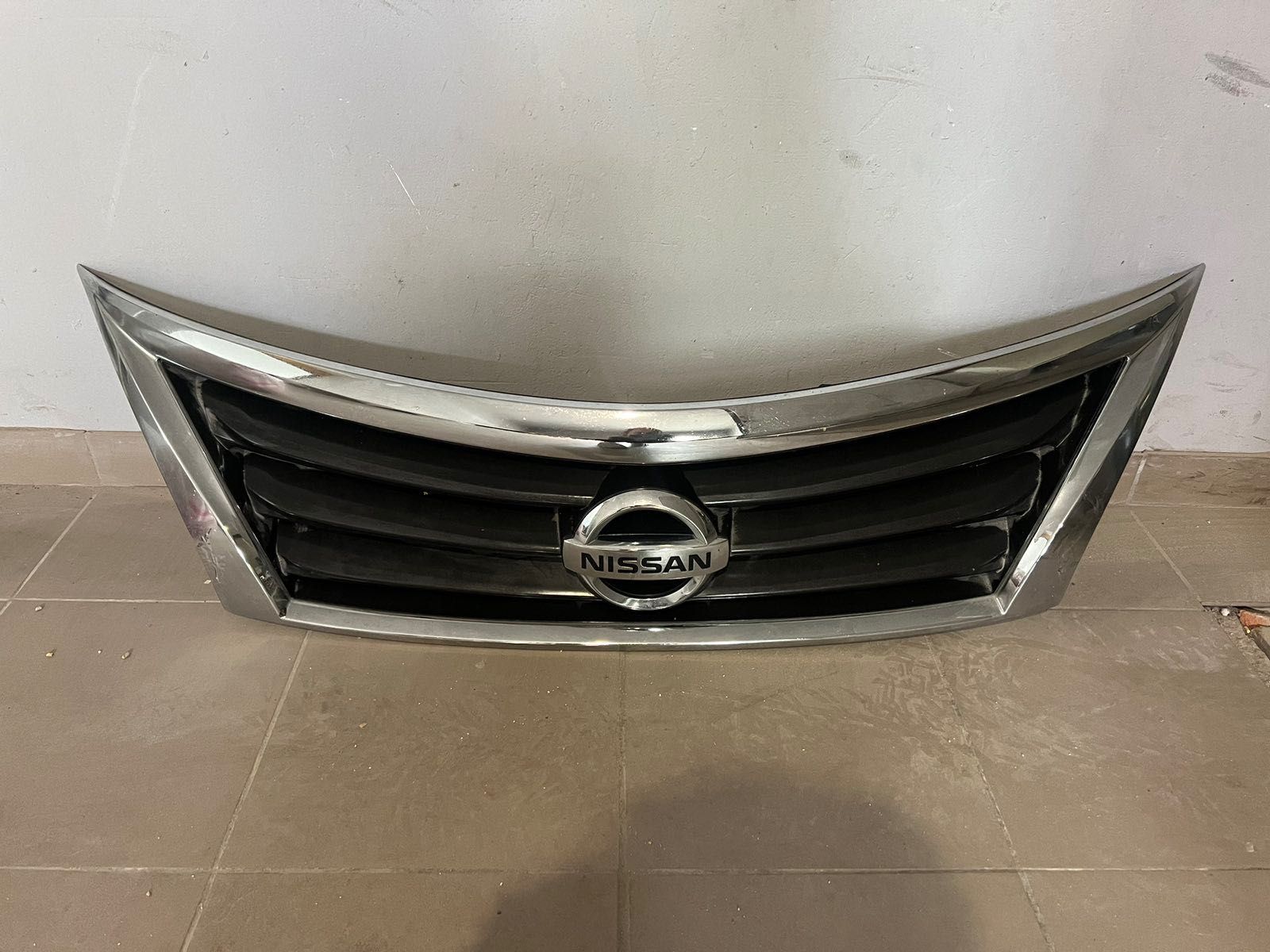 Решетка радиатора, решітка радіатора  grill Nissan Altima 13-15