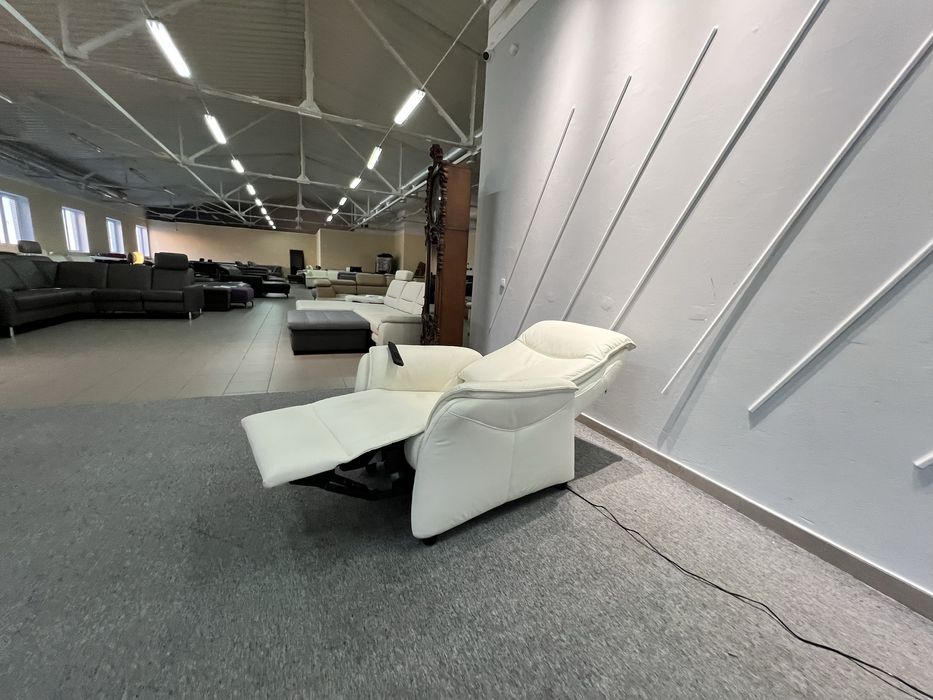 Кріло шкіряне реклайнер електро привід біле релакс