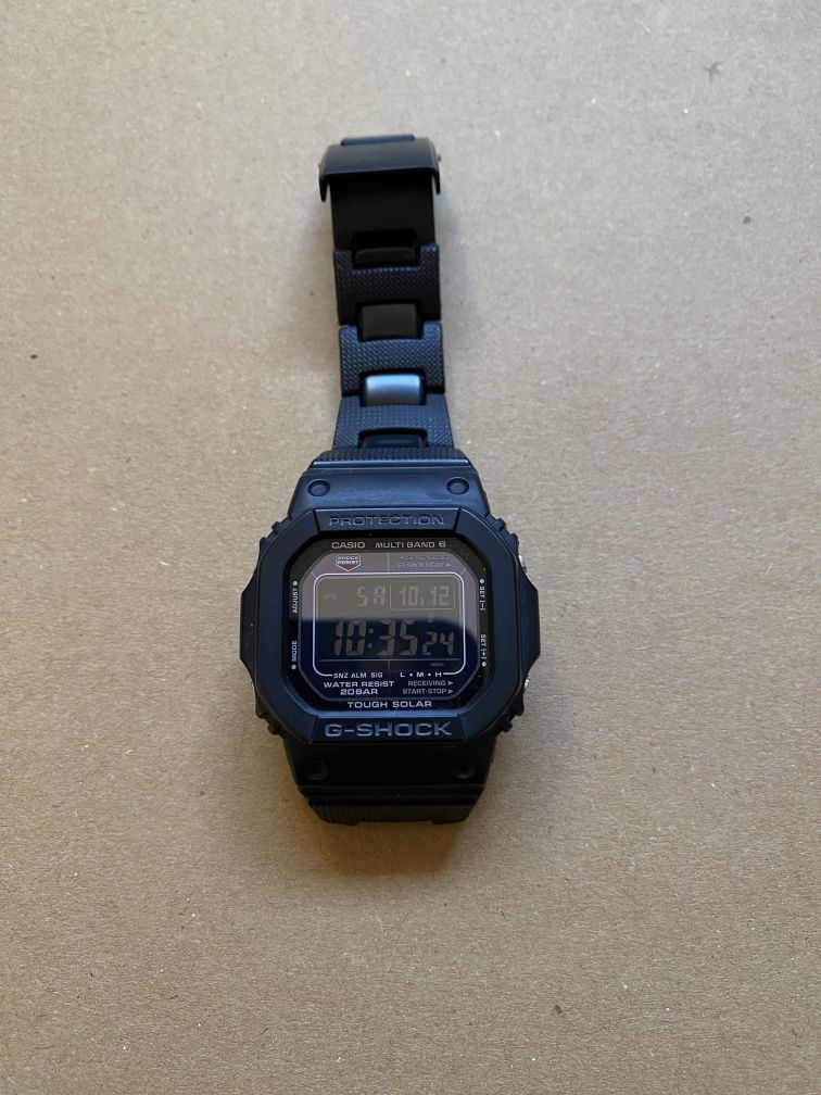 Casio GW-M5610BC solar