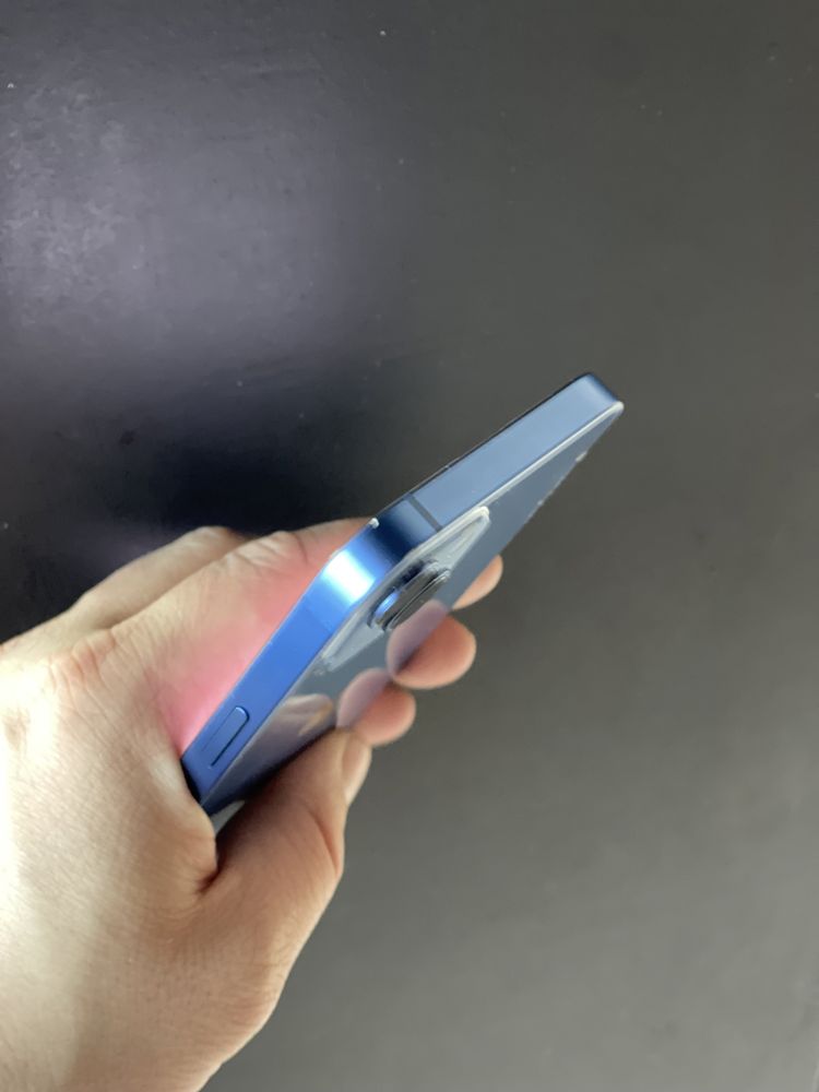Продам iPhone 13 256gb Neverlock blue