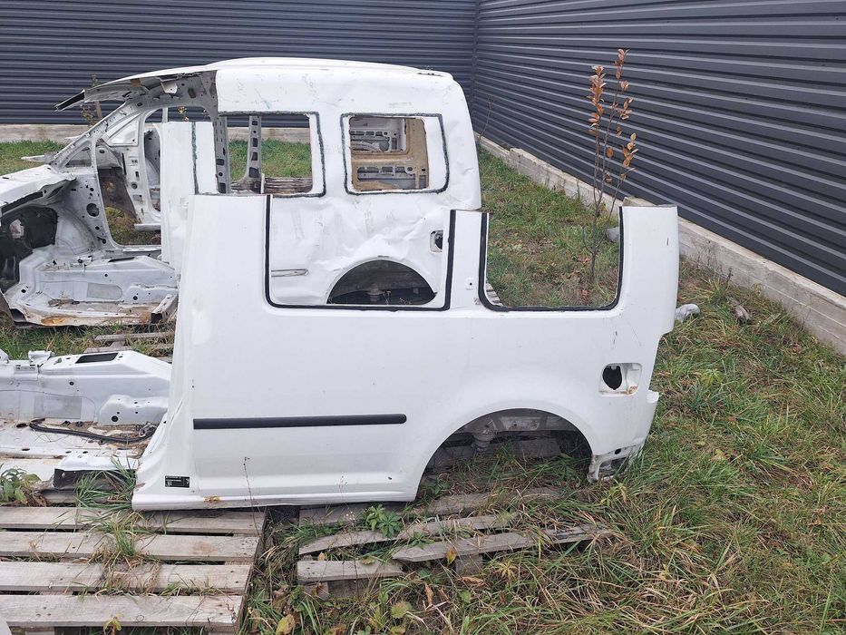 Задній бампер volkswagen caddy,разборка кадди,СТО,евакуатор