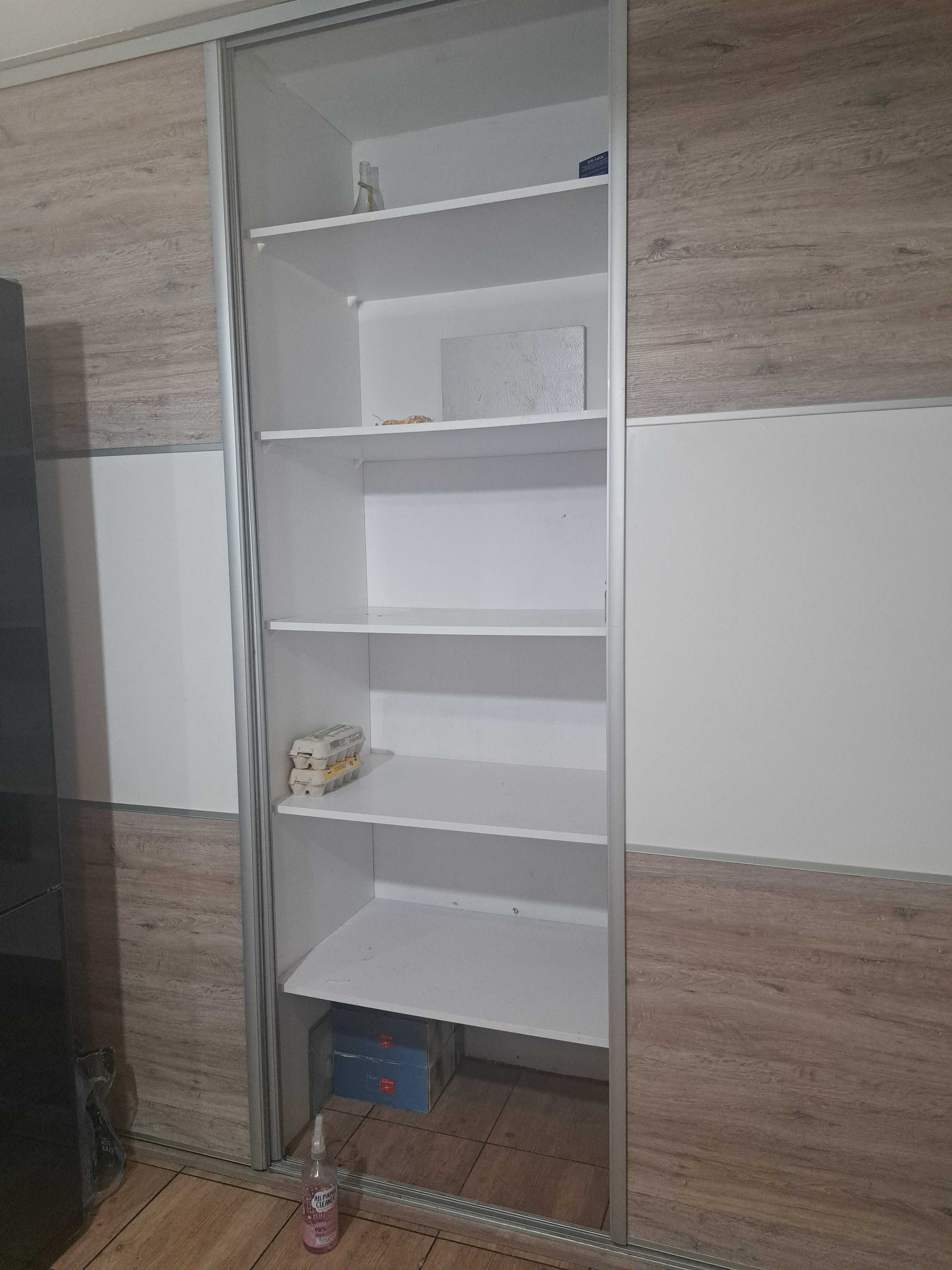 Szafa robiona  na wymiar