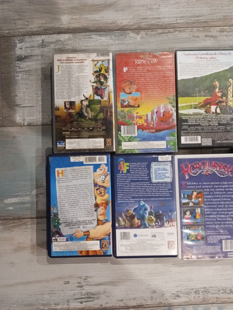 Kasety VHS różne tytuły
