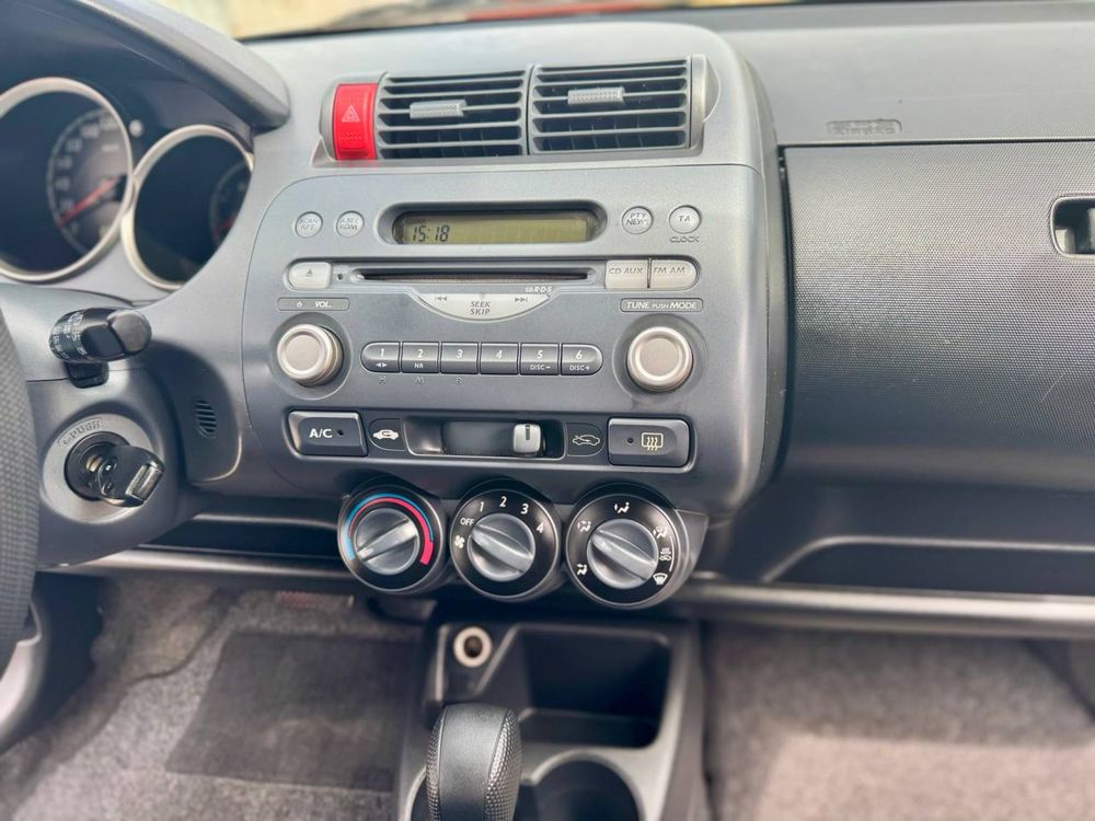 Honda Jazz Avtomat IDEAL