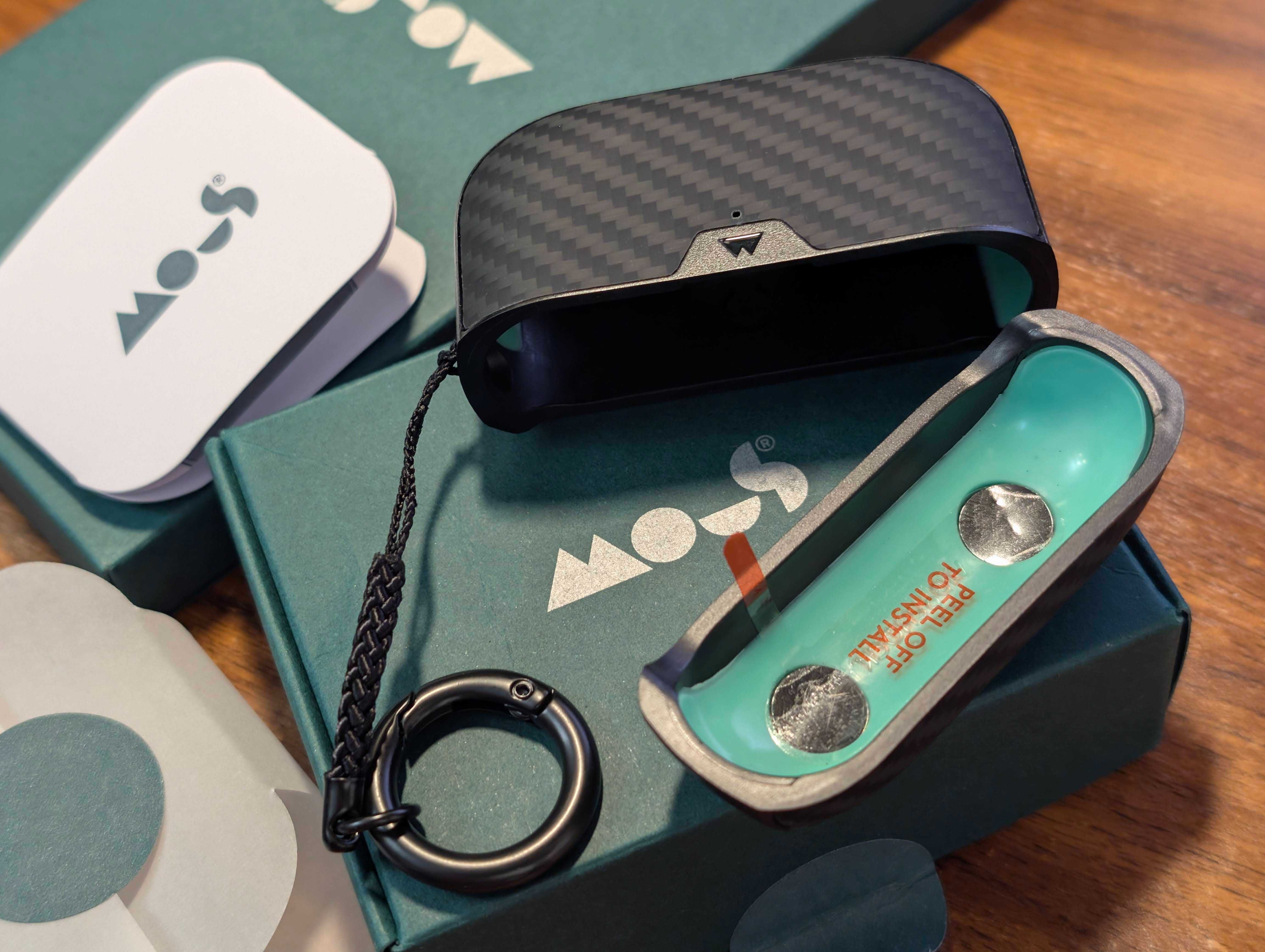 Защитный кейс "Mous" к наушникам Apple AirPods Pro 1 и 2