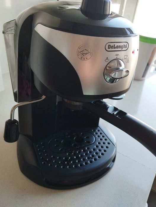 Máquina de café Delonghi