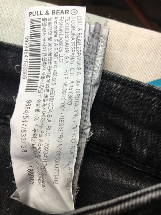 Jeansy chłopięce/męskie Pull&Bear