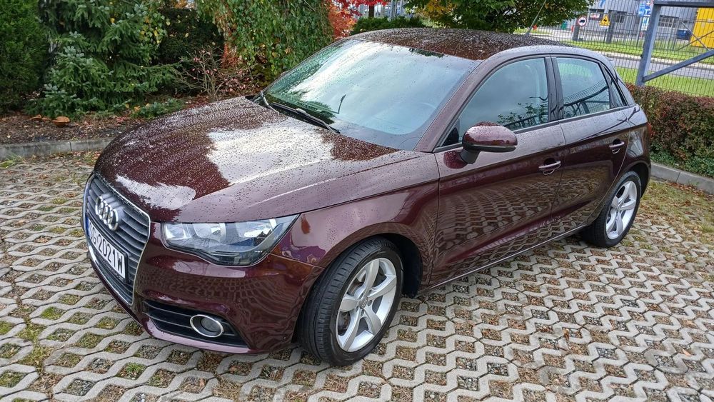 Audi A1 Sportback Audi A1 1.4 TFSI Attraction S Troni A1 Sportback 2014