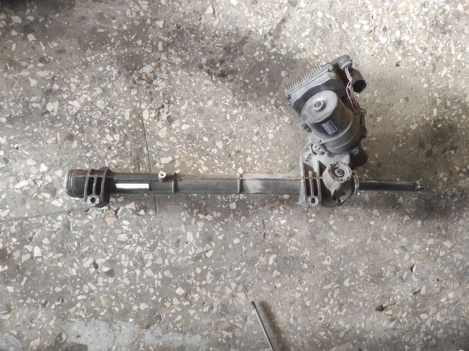 Рульова рейка mercedes benz B180