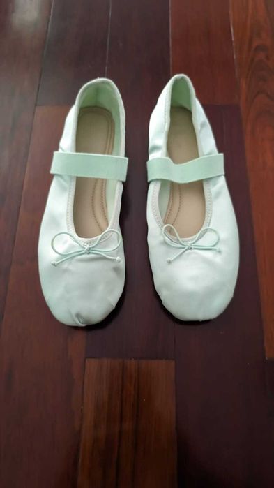 Sabrinas Zara cor verde menta