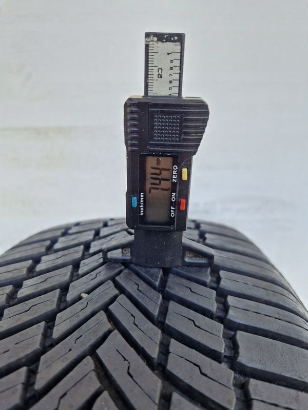 Opona Bridgestone Weather Control A005 Evo 205/55r17/95v