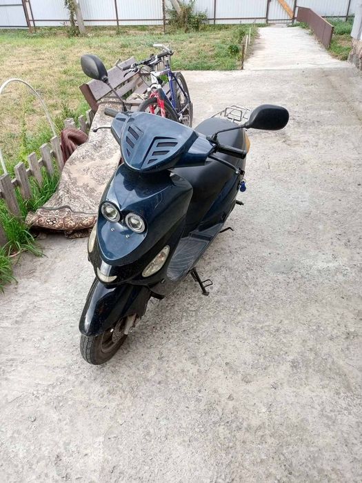 Продам скутер на ходу