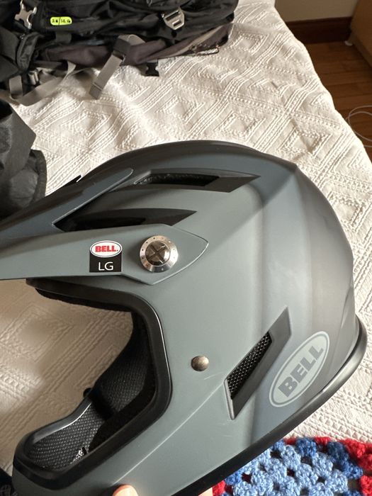 Capacete BTT BELL