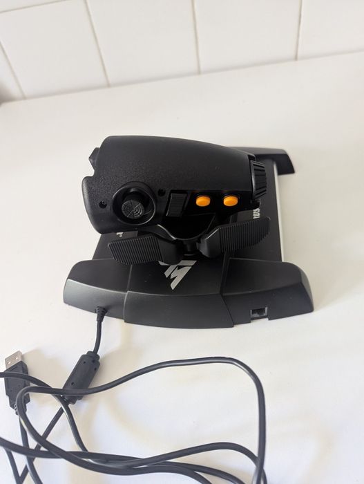 T16000M Thrustmaster Joystick