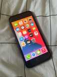 Iphone SE 2020 kondycja baterii 100%