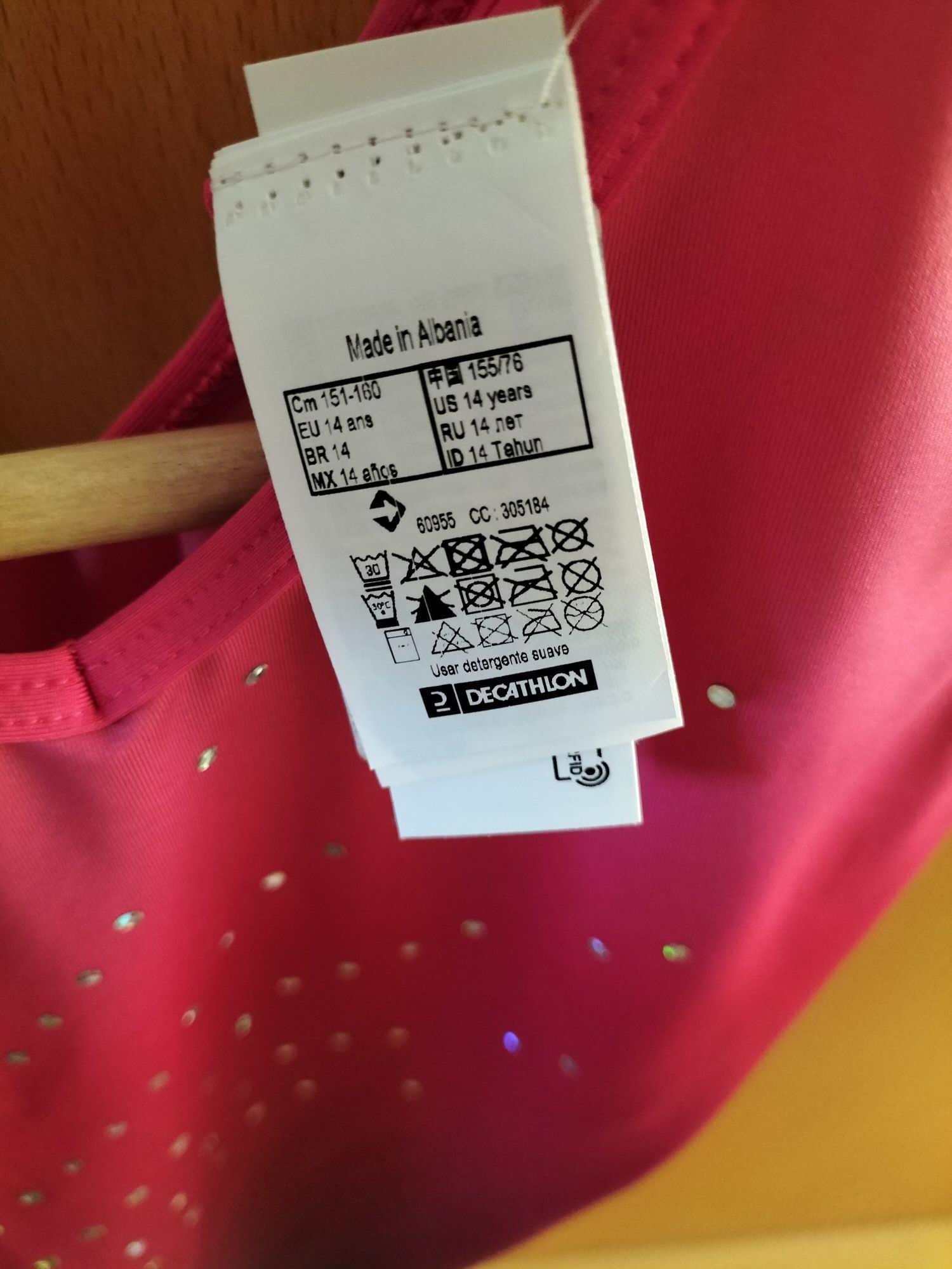 Maillot de ginástica novo
