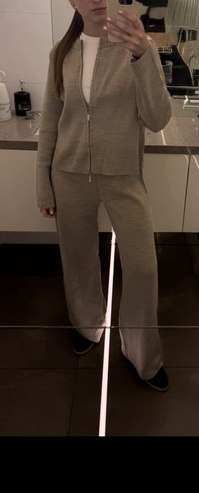 Продам теплий костюм