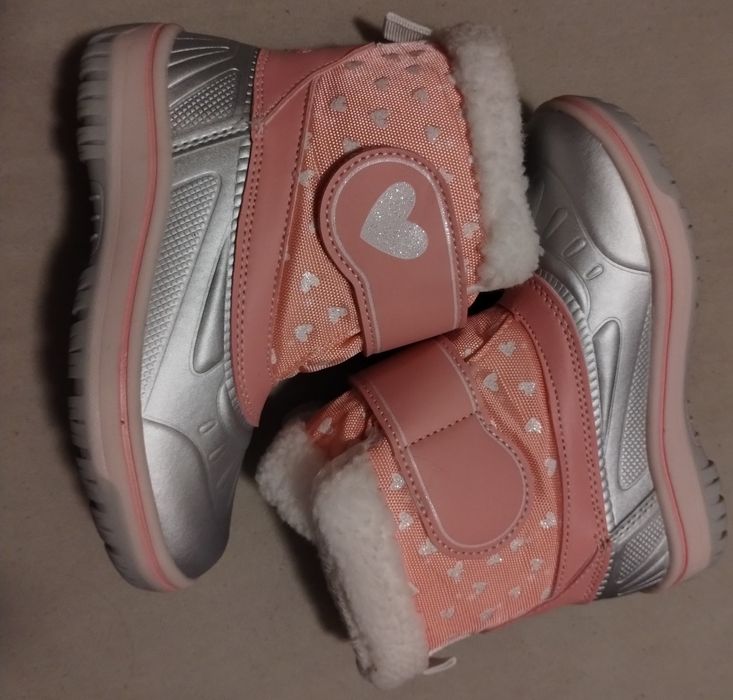 Buty zimowe śniegowce dla dziewczynki r. 26