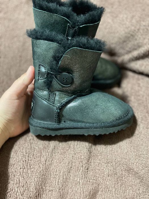 Шапочки,зимова шапка, зимове взуття,зимняя обувь