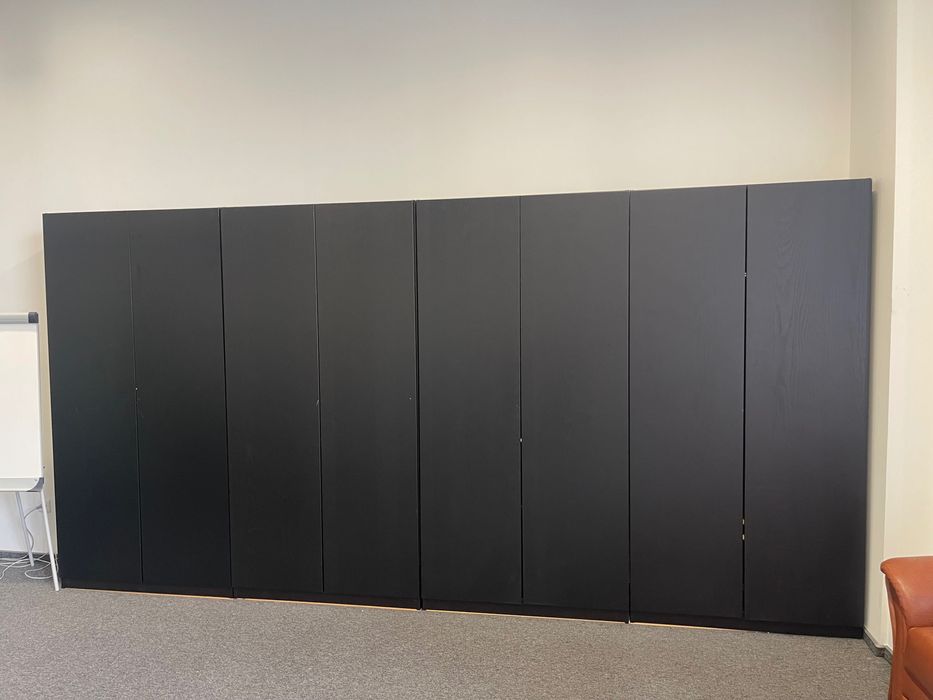 Szafy Ikea czarne
