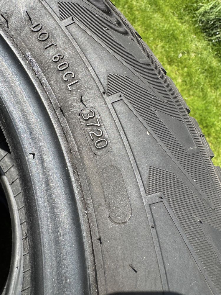Комплект зимних шин nokian Nordman R16 205 60