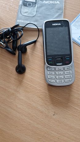Telefon  Nokia 2330 classic.