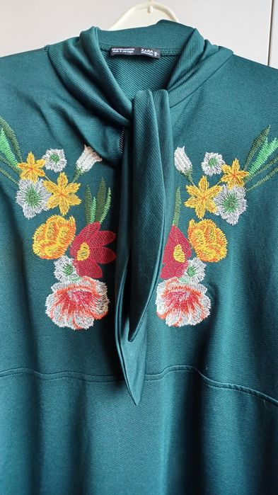 Camisola Zara bordada