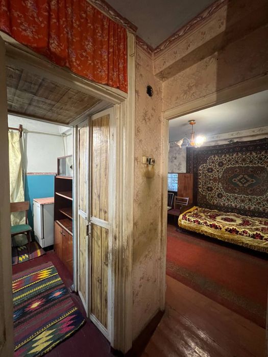 Продам 2х.ком. Камянское ,правый берег ,р-н 9 больницы