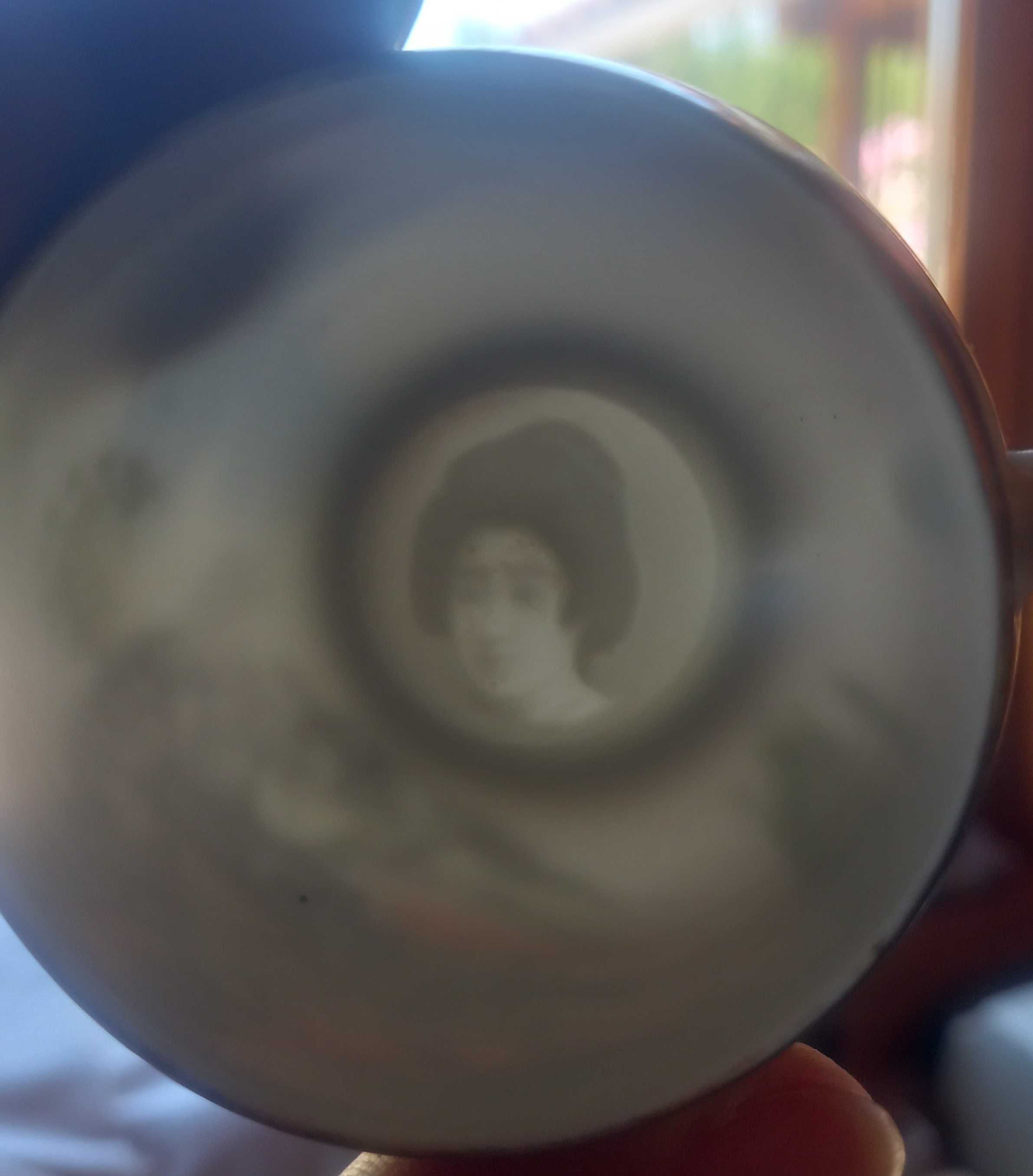 Serviço de café feito no Japão