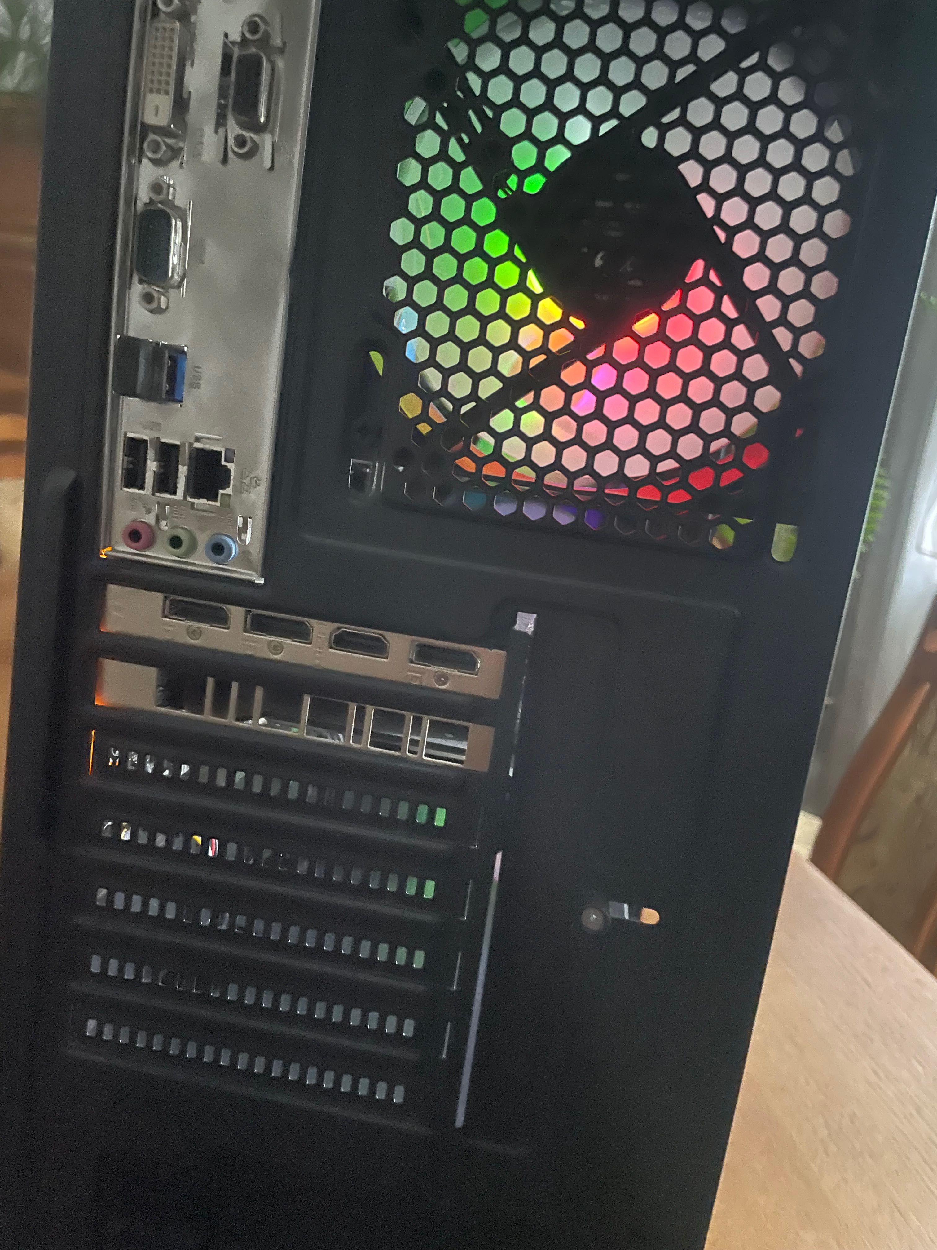 Komputer Gtx 1660 Super 6 gb