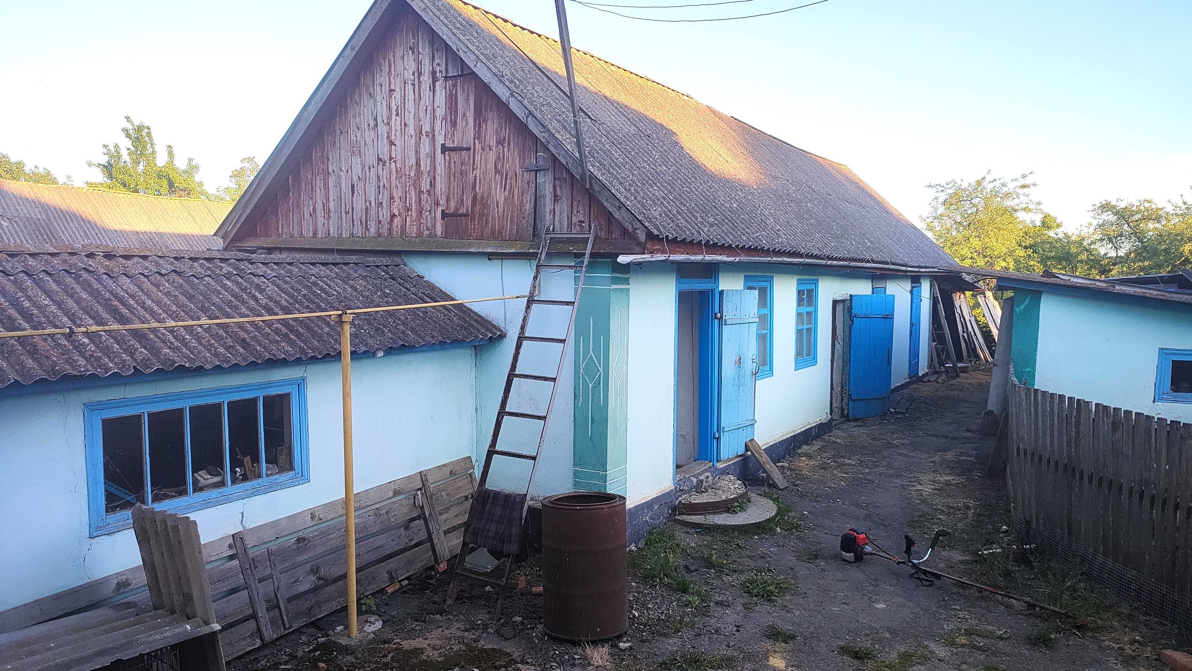 Продам будинок 5 кімнат гараж ділянка 47 соток, під державні програми