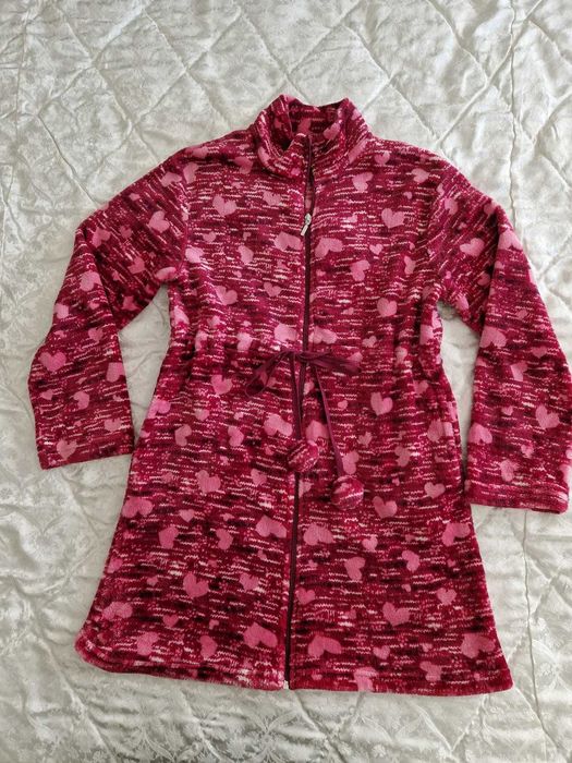 Robe + 2 camisolas (10-12 anos)