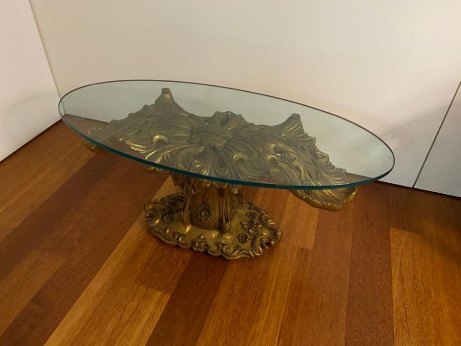 Mesa de centro em vidro estilo vintage