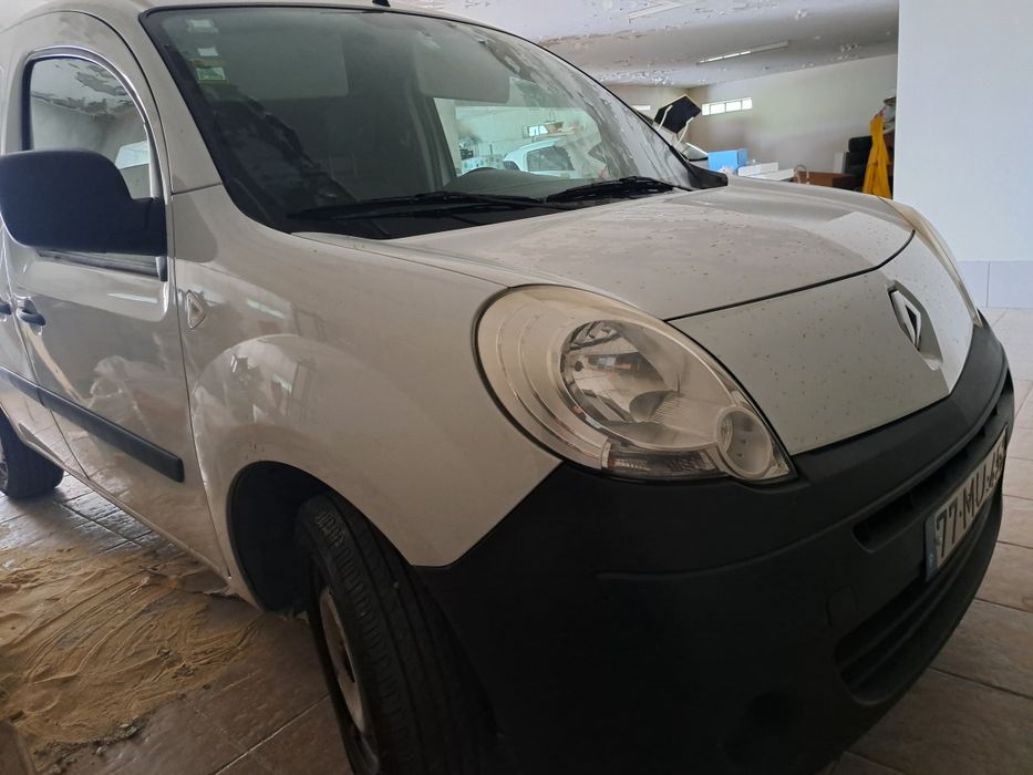 Vendo Renault Kangoo  viatura comercial a gasoleo de 2012 a co 1500cc
