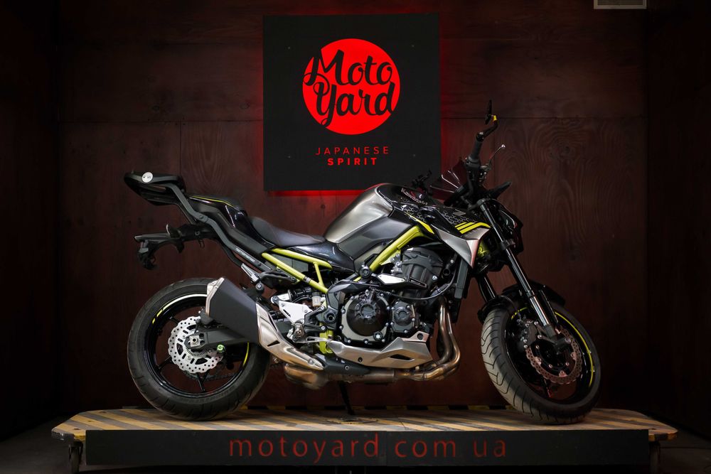 Kawasaki Z900 із Японії