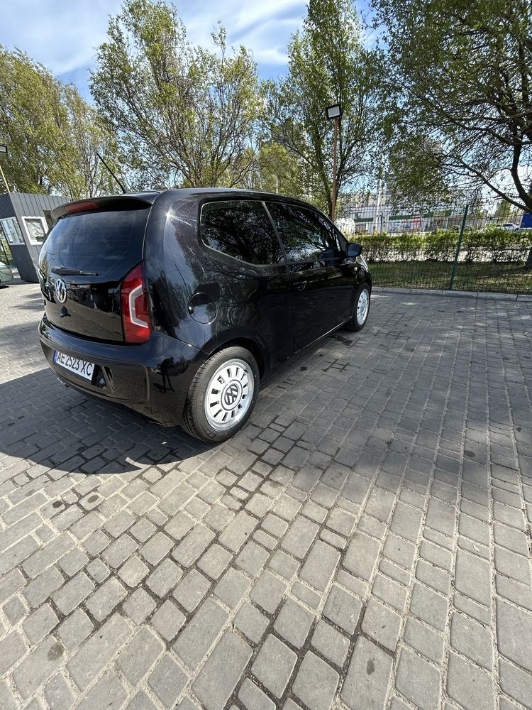 Продам Volkswagen Up!