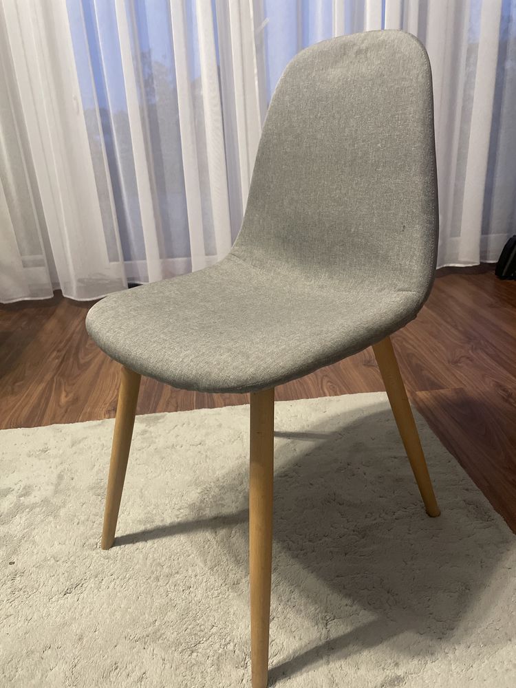 Sprzedam krzesła- 5 sztuk