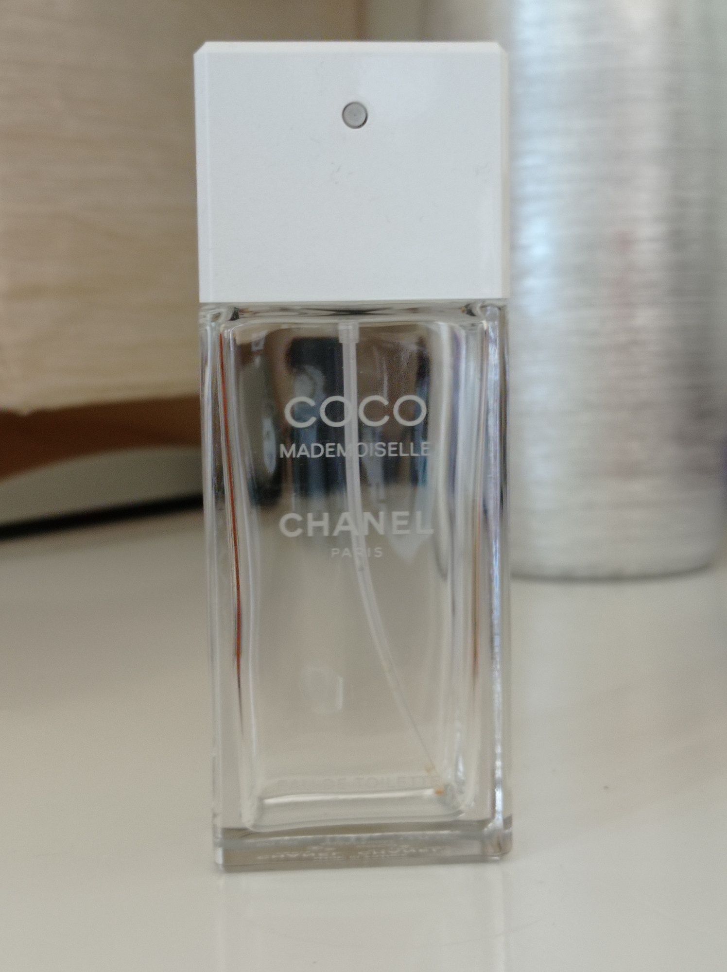 Puste flakony po perfumach Chanel Armani