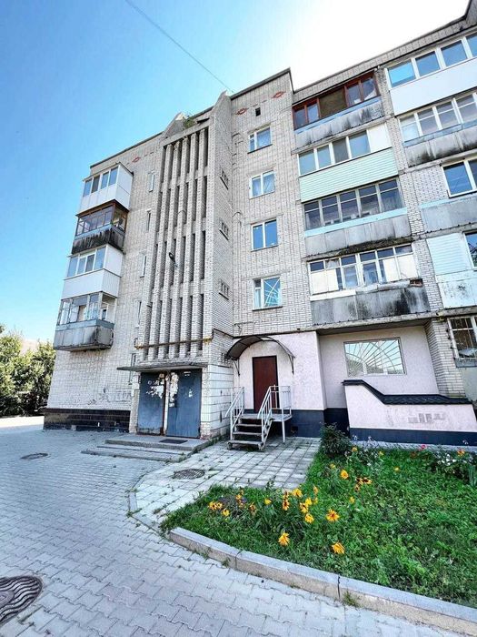 Оренда офіса по вул. Роменська