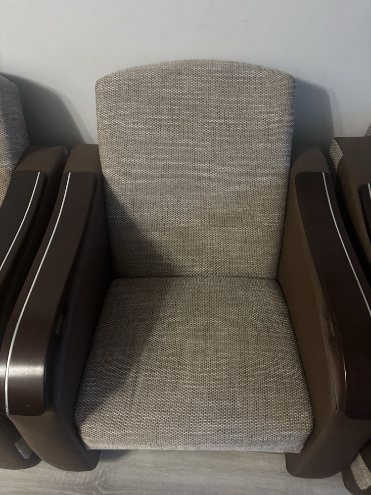 Zestaw sofa i dwa fotele
