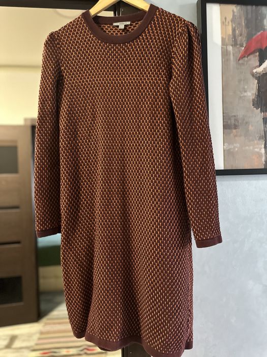 Трикотажна сукня