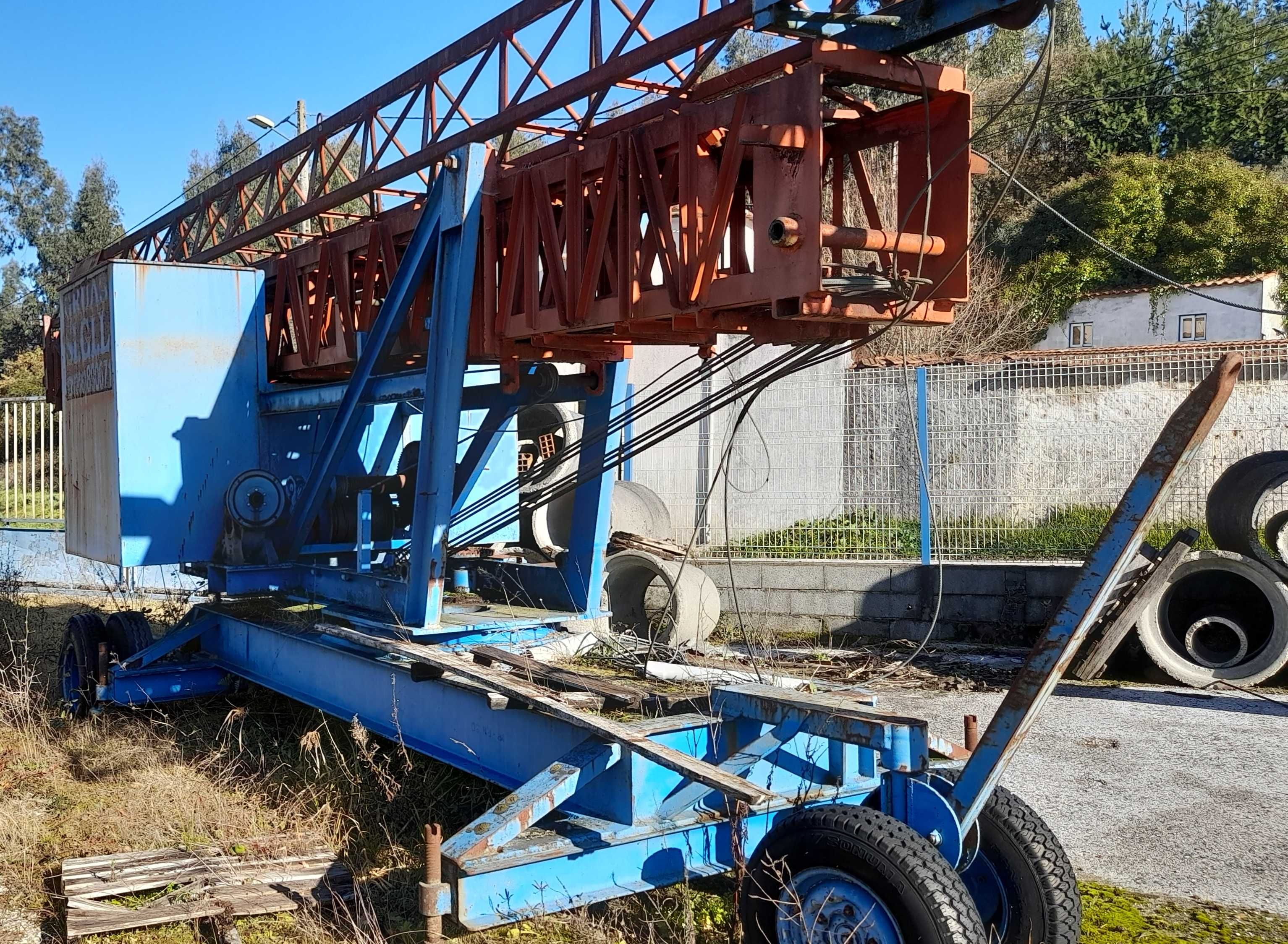 Grua automontante de cabos usada