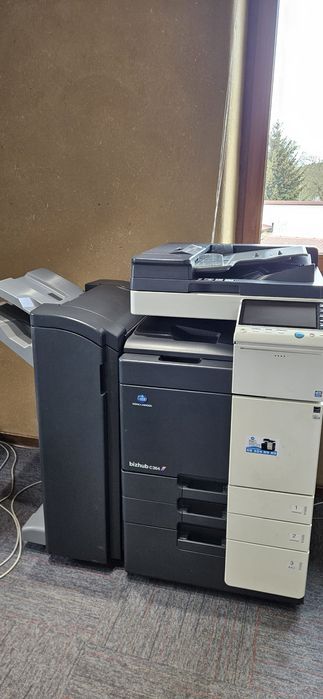 Konica Minolta Bizhub C364 + Finiszer