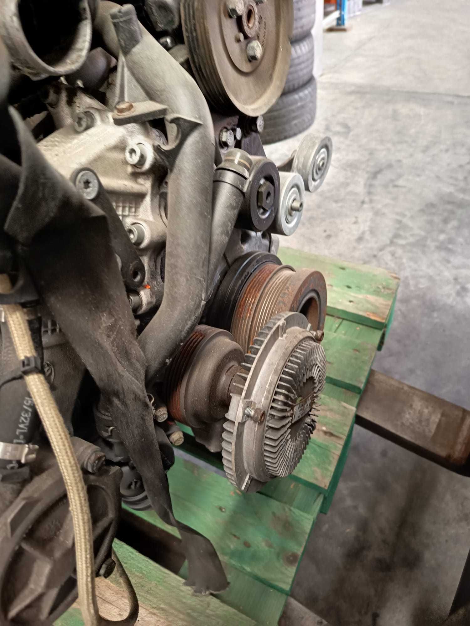 Motor Bmw X5 3.0D de 2002 bloco ferro ref 306D1-M57D30